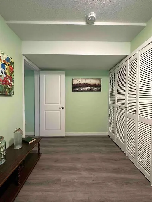 Countryroad Cozy 2 Bedrooms Basement Suite1 Nanaimo 0*,