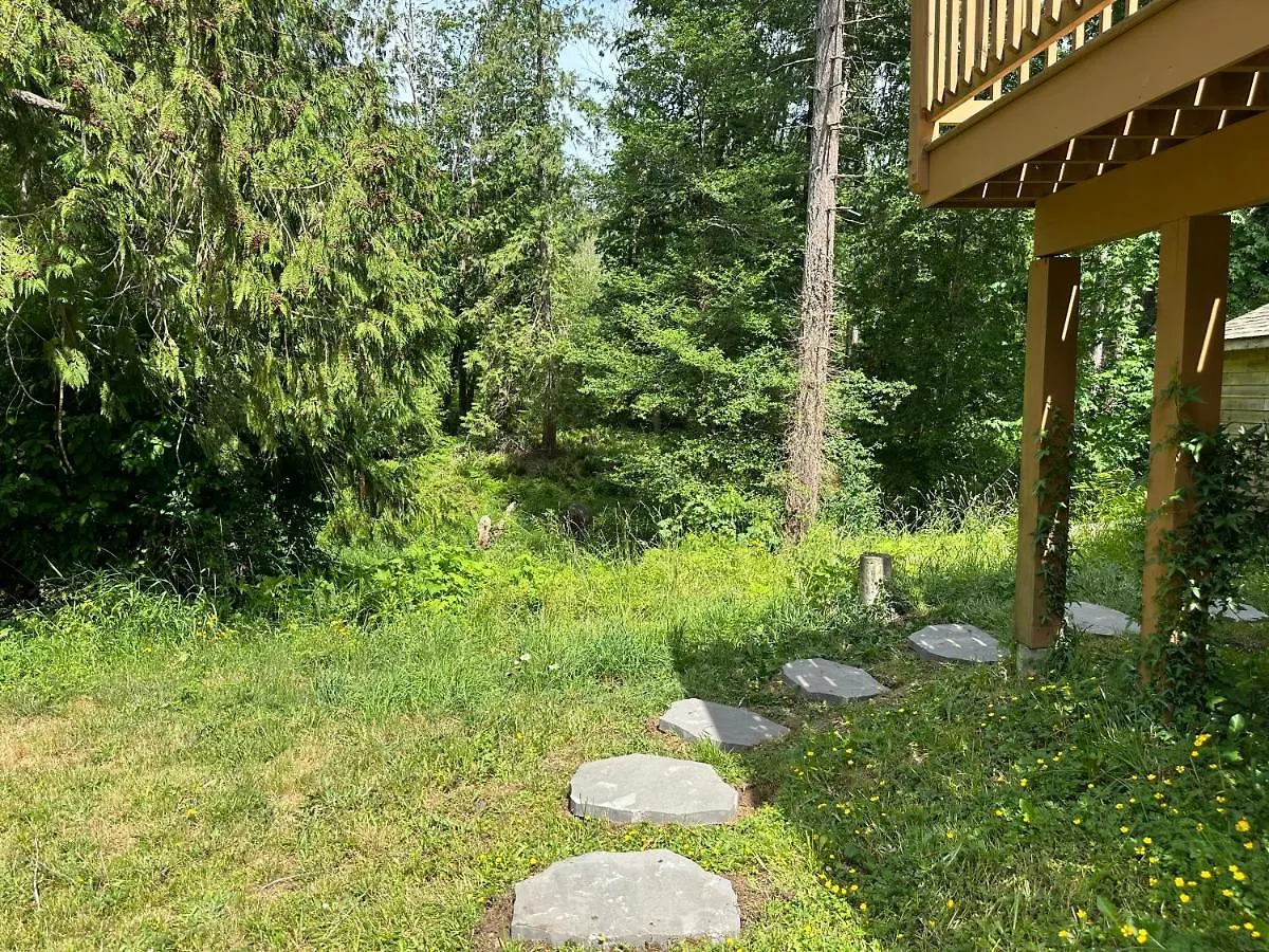 Countryroad Cozy 2 Bedrooms Basement Suite1 Nanaimo