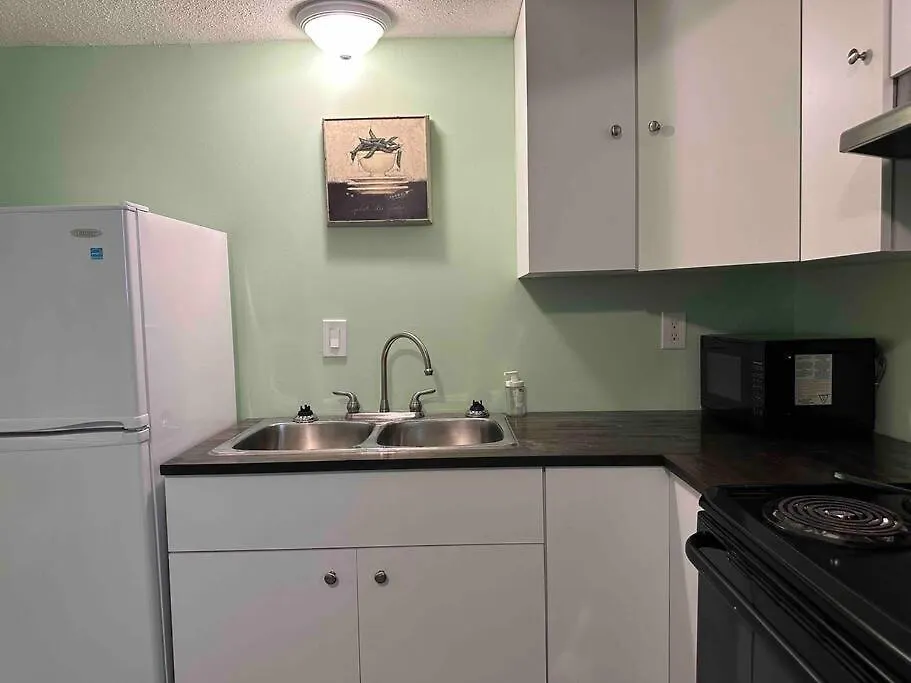 Countryroad Cozy 2 Bedrooms Basement Suite1 Nanaimo