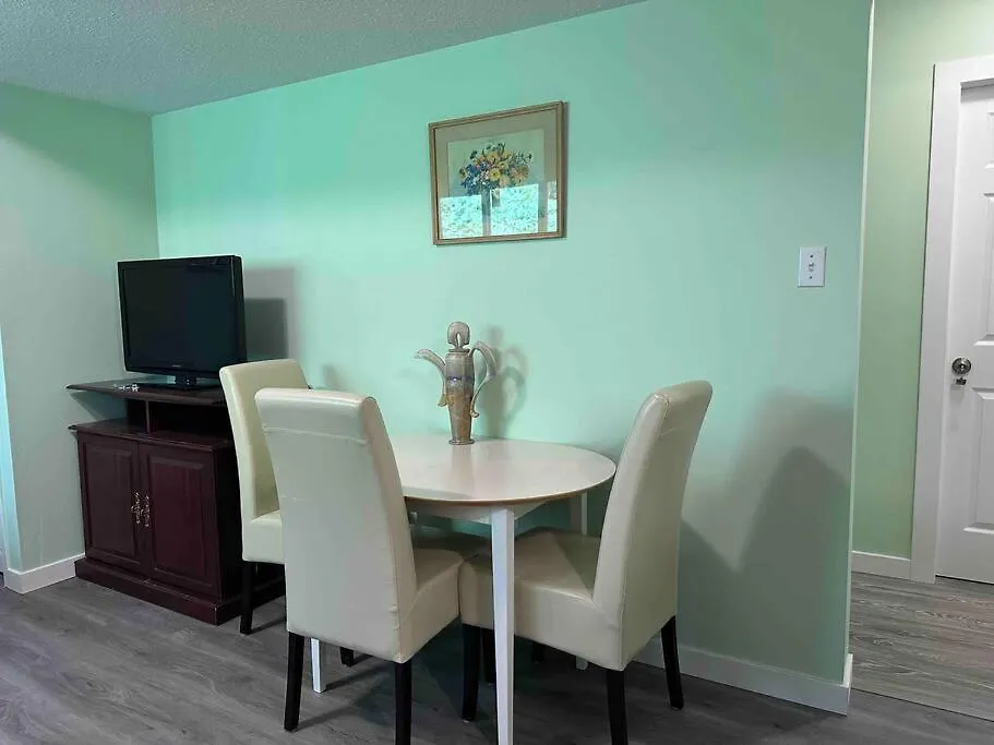 Apartment Countryroad Cozy 2 Bedrooms Basement Suite1 Nanaimo