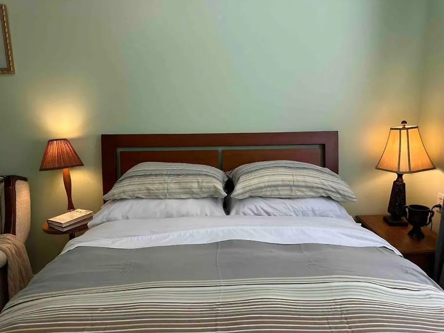 Apartment Countryroad Cozy 2 Bedrooms Basement Suite1 Nanaimo